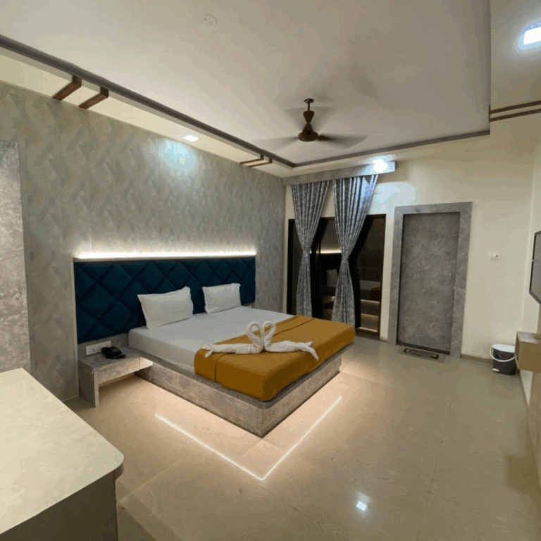 untitled design 2 768x768